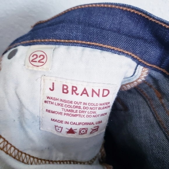 J Brand Dark Wash Skinny Jeans - Picture 7 of 7